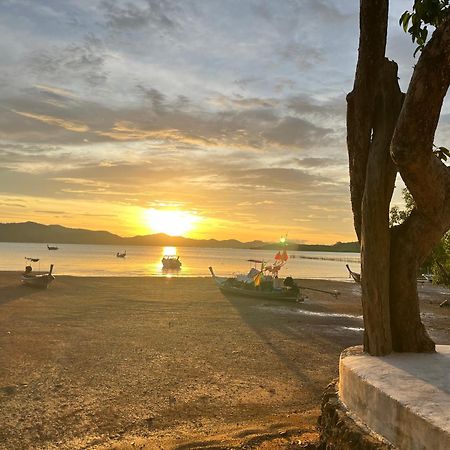 ヤオノイ島 Rimlay Bay Viewヴィラ エクステリア 写真